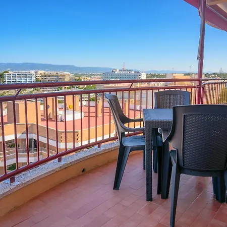 Family Apartment Salou